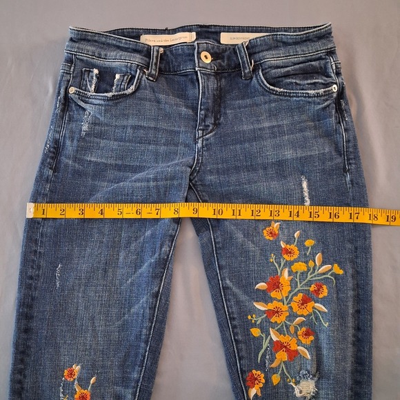Anthropologie Pilcro Slim Boyfriend Floral Embroidered Distressed Jeans 25 Boho - Picture 4 of 16